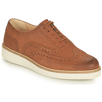 Clarks BAILLE BROGUE Women's Casual Shoes in Brown