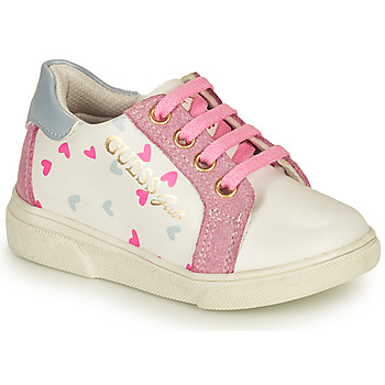 Shoes Girl Low top trainers Guess MILA White / Pink