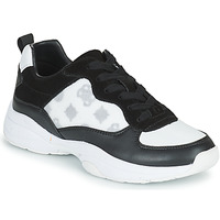 Shoes Women Low top trainers Guess LUCKEE2 Black / White