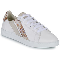 Shoes Women Low top trainers Caval SLASH White / Pink
