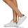 Shoes Low top trainers Adidas Sportswear ADVANTAGE Beige / Tartan